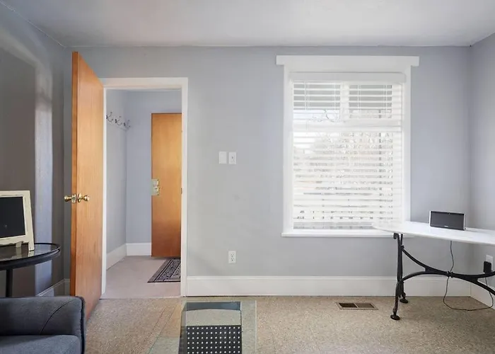 Appartement Little House Close To Hospital,downtown & Cfd Cheyenne